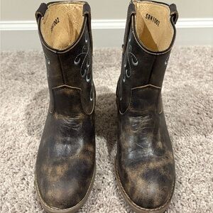 Sterling River Brown Ankle Boots